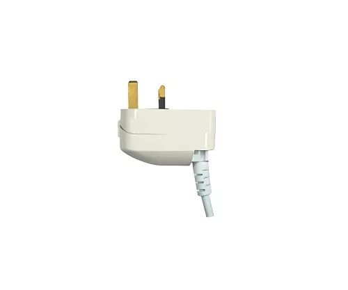 Stromadapter CEE 7/3 Buchse auf UK Typ G Stecker, 13A, verschraubt, weiß